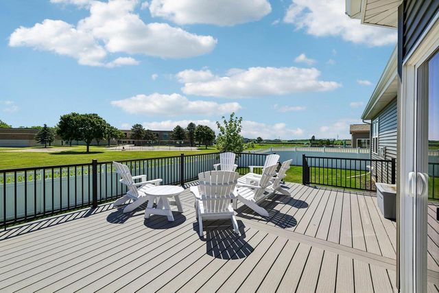 2725 Wayfair Street, Fitchburg, WI 53719