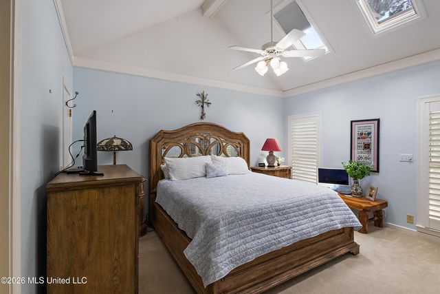 42 Robinwood Place, Jackson, MS 39211
