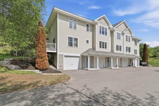 1 Stonewall Way # D, Exeter, NH 03833