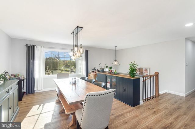 6208 REDWOOD LN, Alexandria, VA 22310