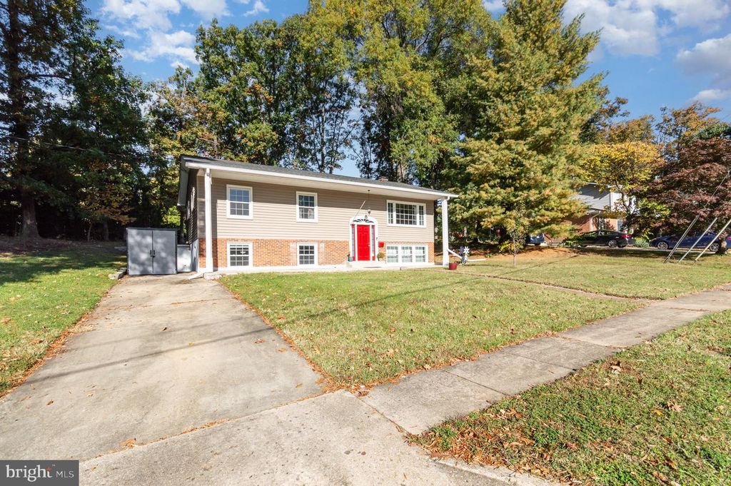 6208 REDWOOD LN, Alexandria, VA 22310
