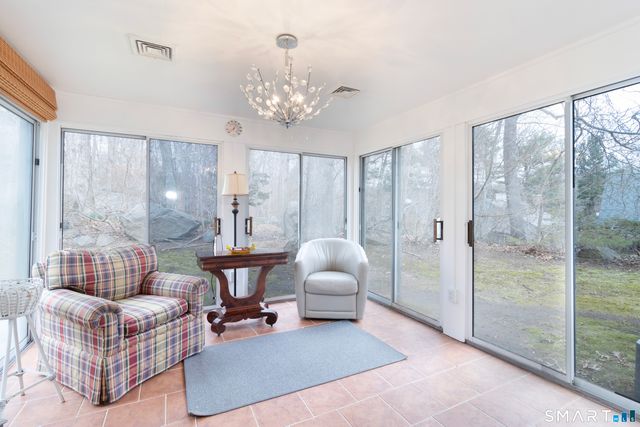 6 Ladshaw Drive 6, Madison, CT 06443