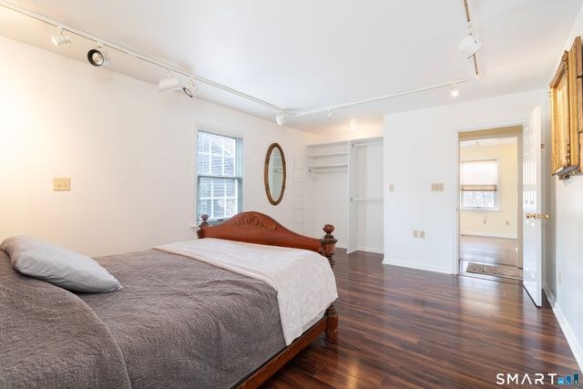 6 Ladshaw Drive 6, Madison, CT 06443