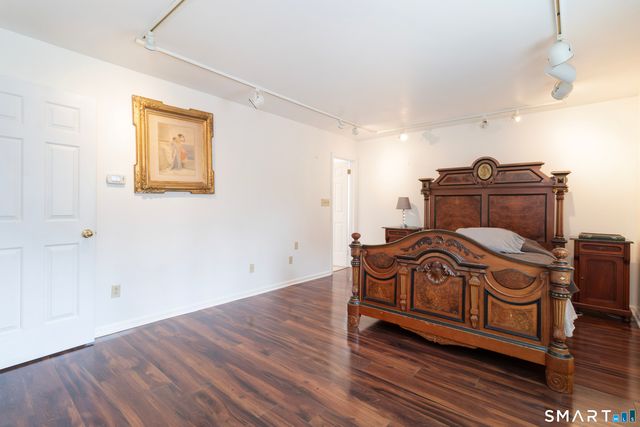 6 Ladshaw Drive 6, Madison, CT 06443