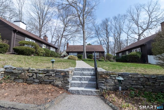 6 Ladshaw Drive 6, Madison, CT 06443