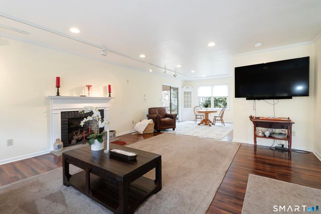 6 Ladshaw Drive 6, Madison, CT 06443