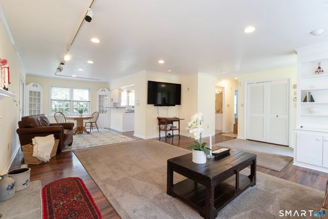 6 Ladshaw Drive 6, Madison, CT 06443