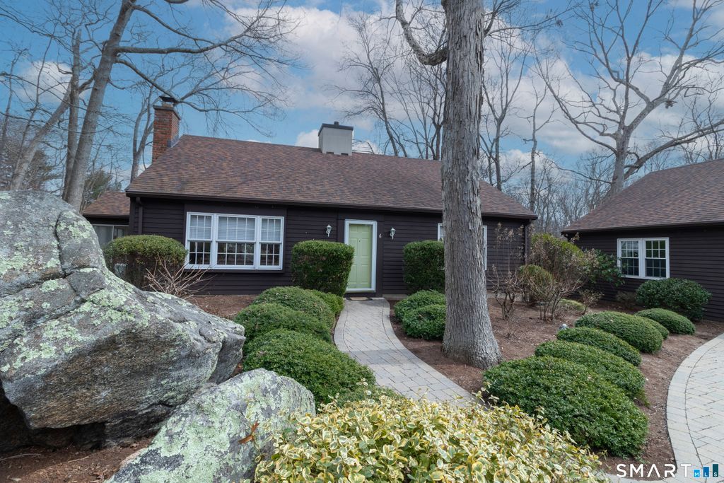 6 Ladshaw Drive 6, Madison, CT 06443