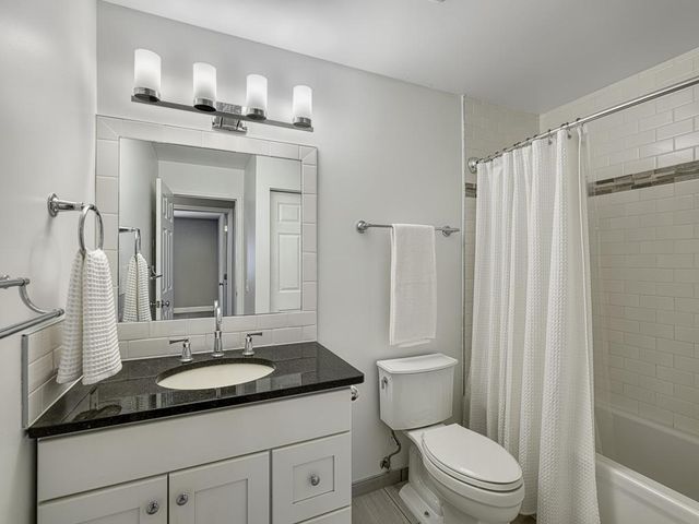 2063 N Park Drive 1, Saint Paul, MN 55119