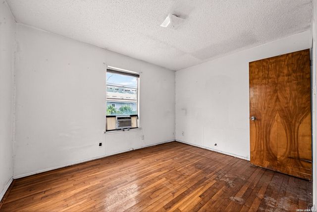 257 BANK ST, San Antonio, TX 78204