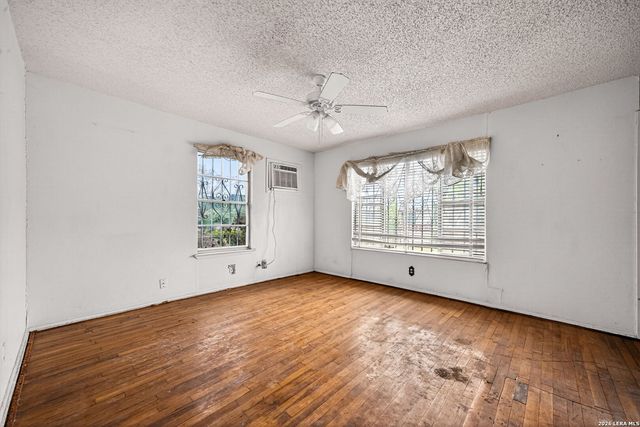 257 BANK ST, San Antonio, TX 78204
