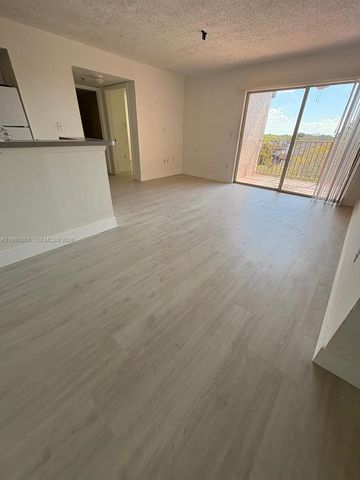 15231 SW 80th Street 615, Miami, FL 33193