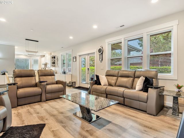 451 W KERSHUL Cir, Gearhart, OR 97138