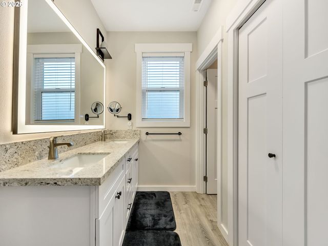 451 W KERSHUL Cir, Gearhart, OR 97138