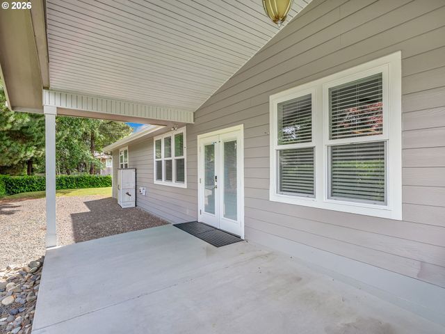 451 W KERSHUL Cir, Gearhart, OR 97138