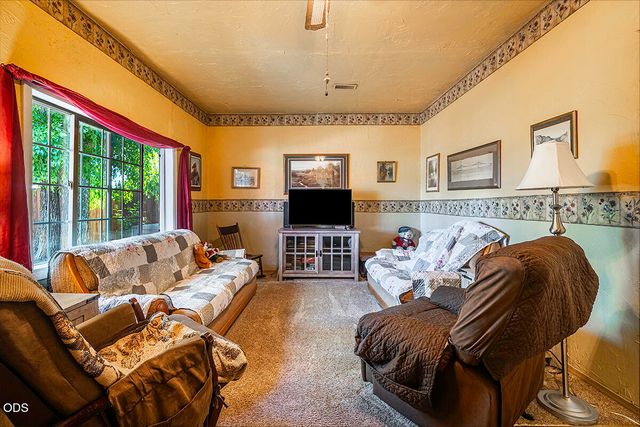 2705 Randall Avenue, Medford, OR 97502