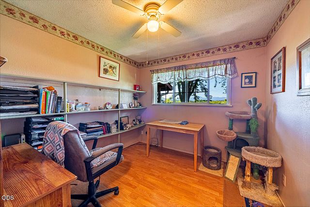 2705 Randall Avenue, Medford, OR 97502