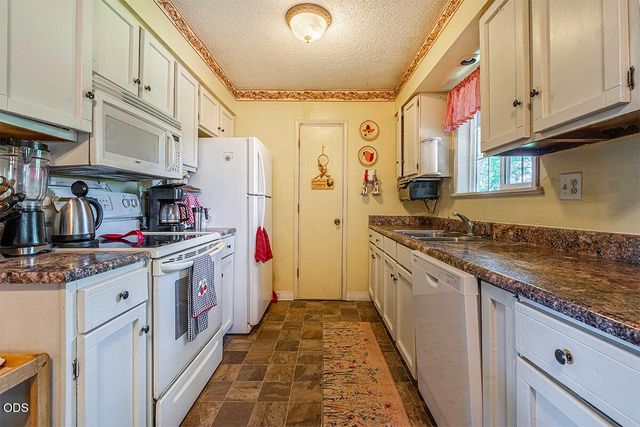 2705 Randall Avenue, Medford, OR 97502