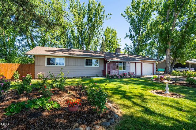 2705 Randall Avenue, Medford, OR 97502