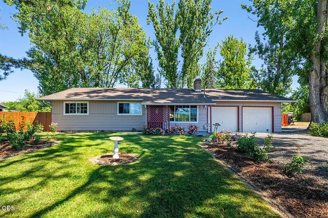 2705 Randall Avenue, Medford, OR 97502