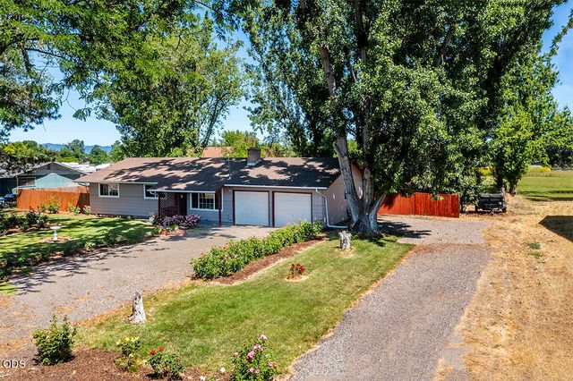 2705 Randall Avenue, Medford, OR 97502