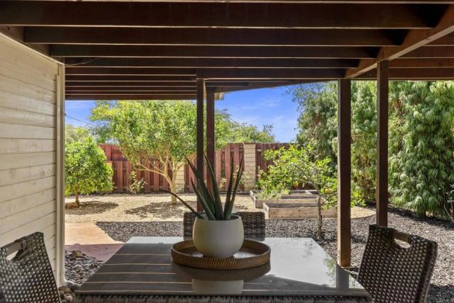 541 S Granados Avenue, Solana Beach, CA 92075