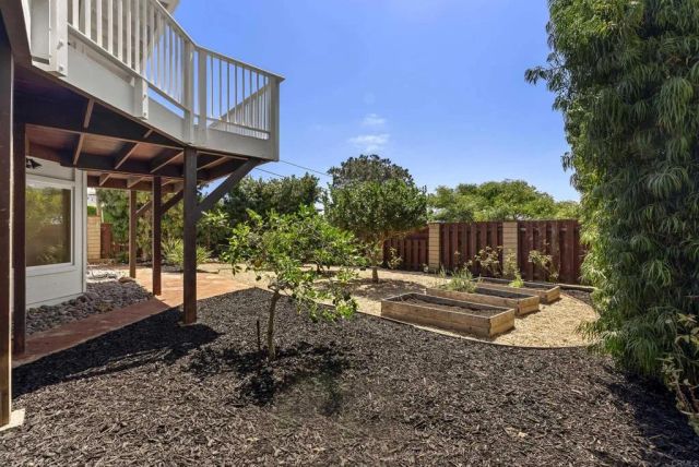 541 S Granados Avenue, Solana Beach, CA 92075