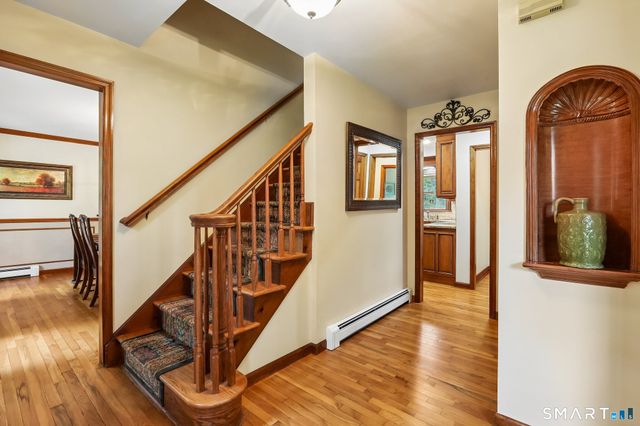 41 Colonial Ridge Drive, New Milford, CT 06755