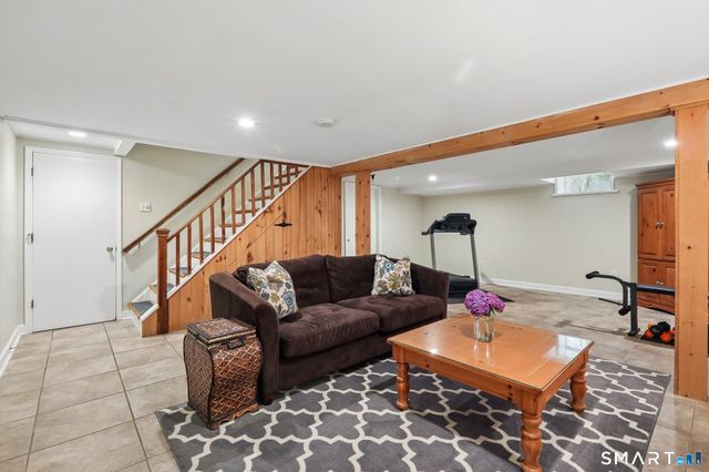 41 Colonial Ridge Drive, New Milford, CT 06755