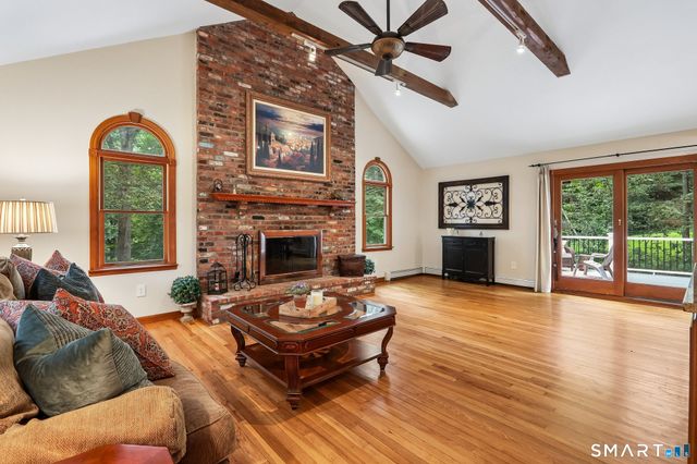 41 Colonial Ridge Drive, New Milford, CT 06755