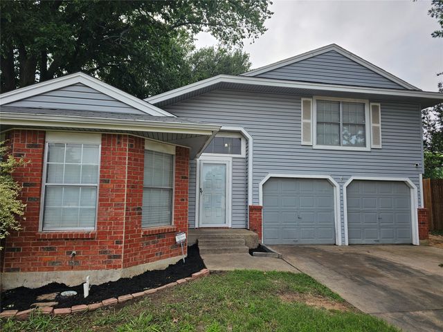 5 Canary Court, Mansfield, TX 76063
