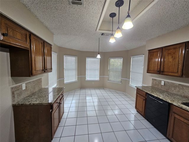 5 Canary Court, Mansfield, TX 76063