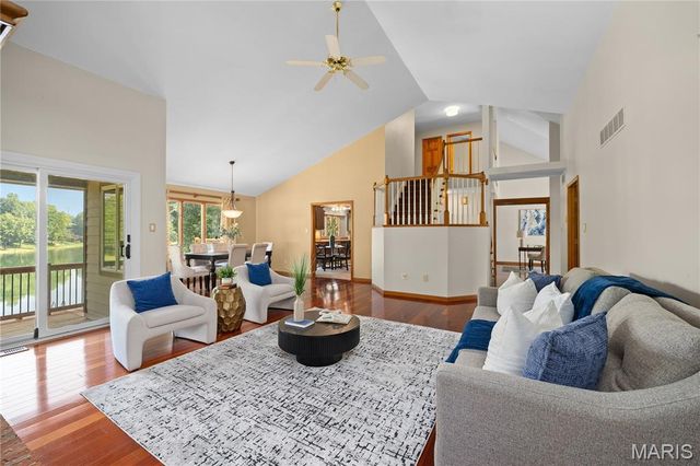 46 Matterhorn Drive, Glen Carbon, IL 62034
