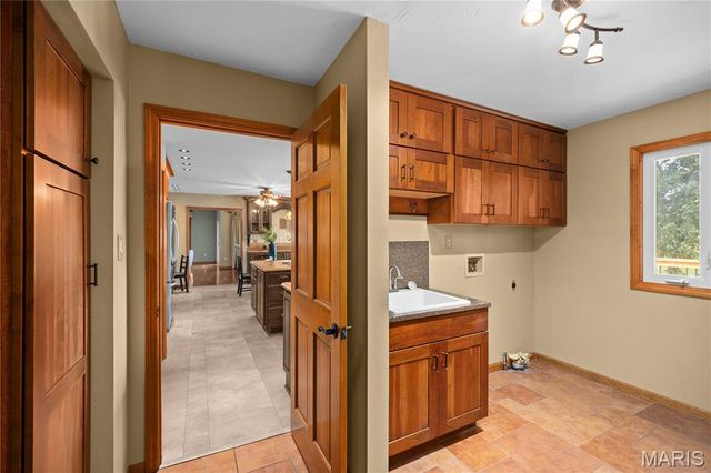 46 Matterhorn Drive, Glen Carbon, IL 62034