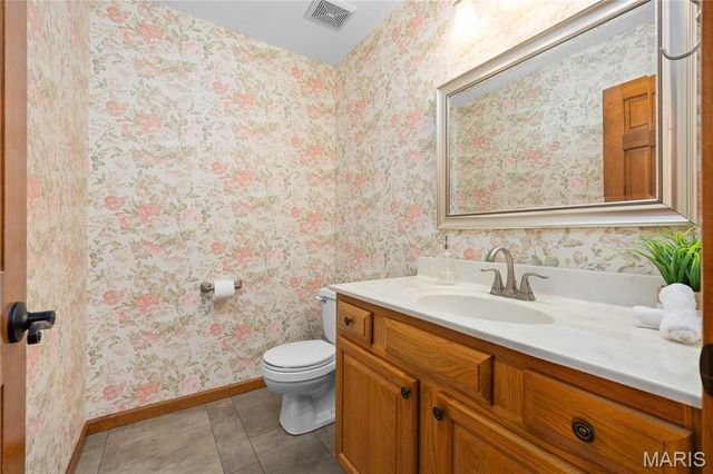 46 Matterhorn Drive, Glen Carbon, IL 62034