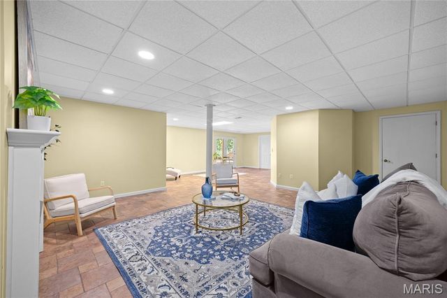 46 Matterhorn Drive, Glen Carbon, IL 62034