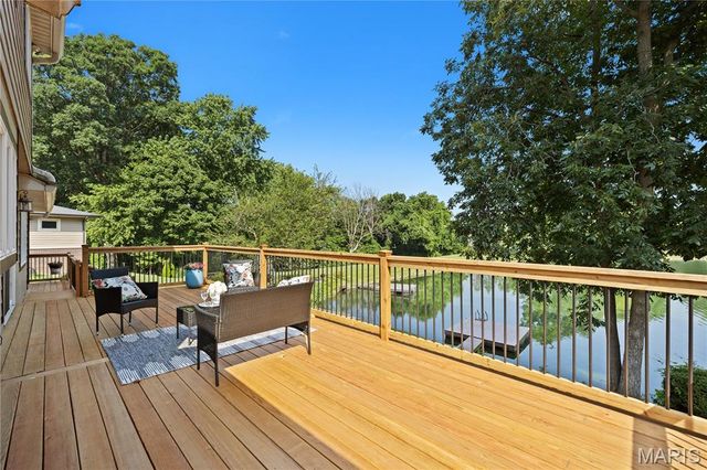 46 Matterhorn Drive, Glen Carbon, IL 62034
