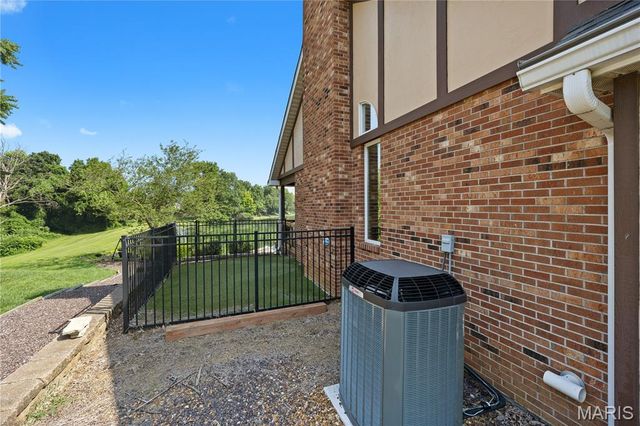 46 Matterhorn Drive, Glen Carbon, IL 62034