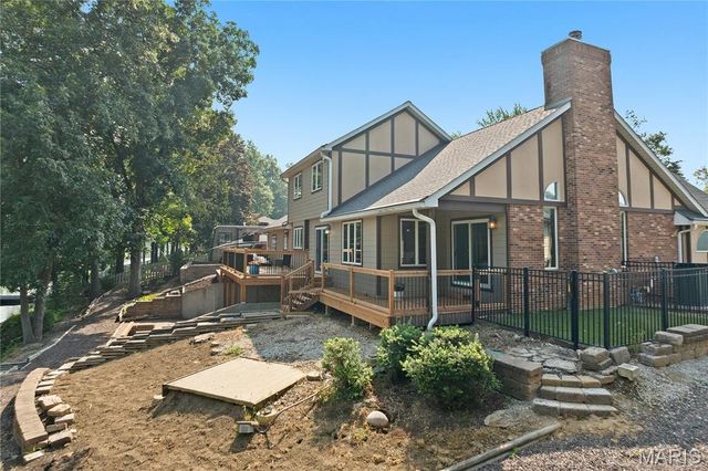 46 Matterhorn Drive, Glen Carbon, IL 62034