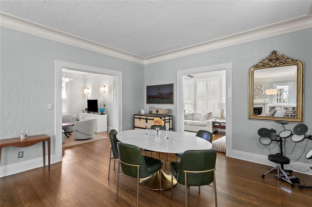 Image 14 of property listing at 802 S DELAWARE AVENUE, Tampa, FL 33606