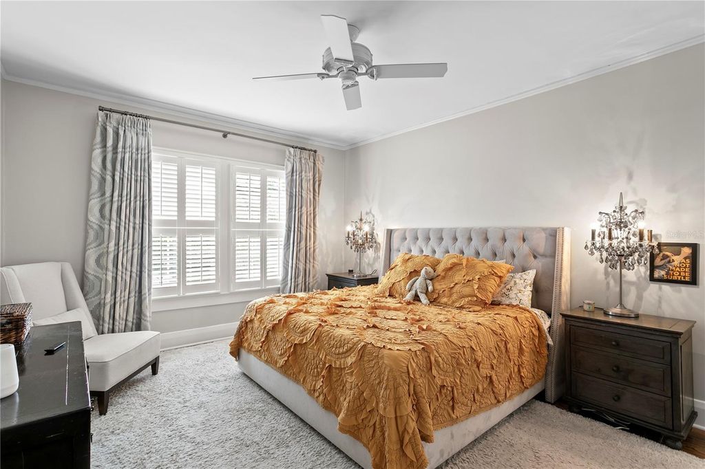 Image 32 of property listing at 802 S DELAWARE AVENUE, Tampa, FL 33606