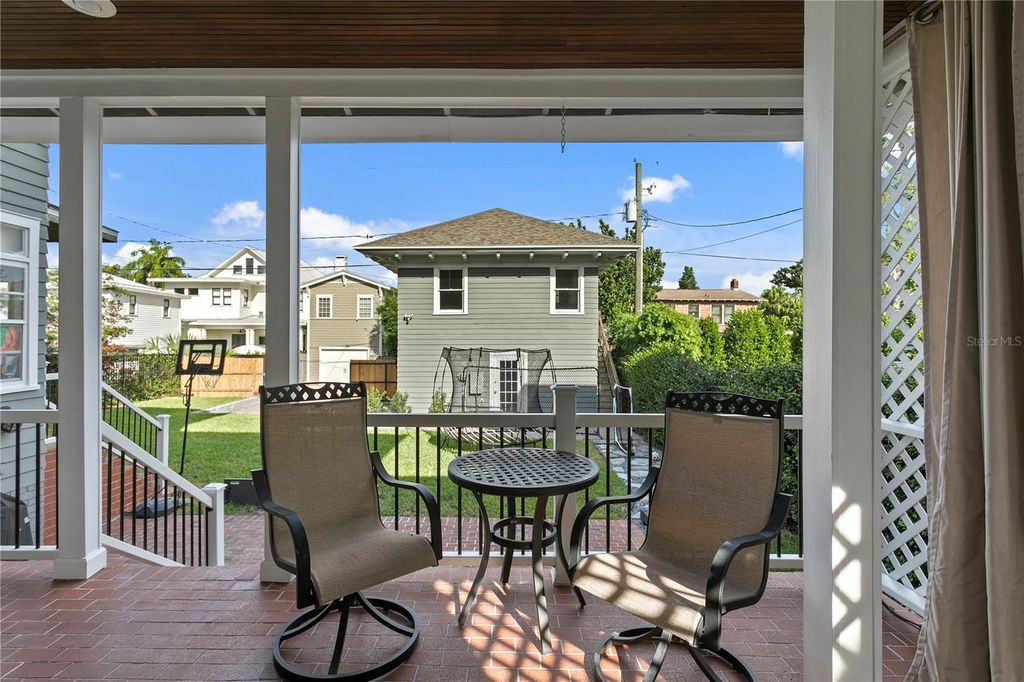Image 49 of property listing at 802 S DELAWARE AVENUE, Tampa, FL 33606