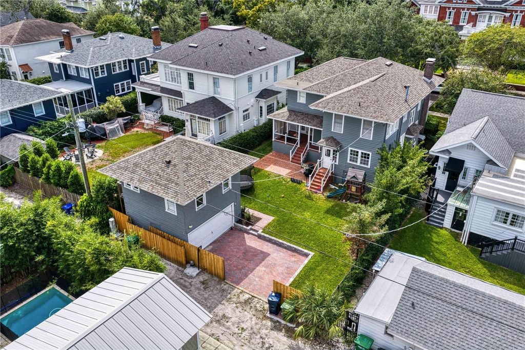 Image 63 of property listing at 802 S DELAWARE AVENUE, Tampa, FL 33606