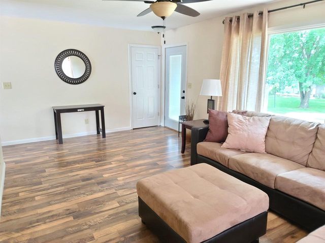 N5301 Highway 51, Poynette, WI 53955