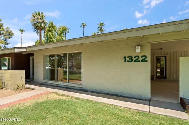 1322 W FRIER Drive, Phoenix, AZ 85021