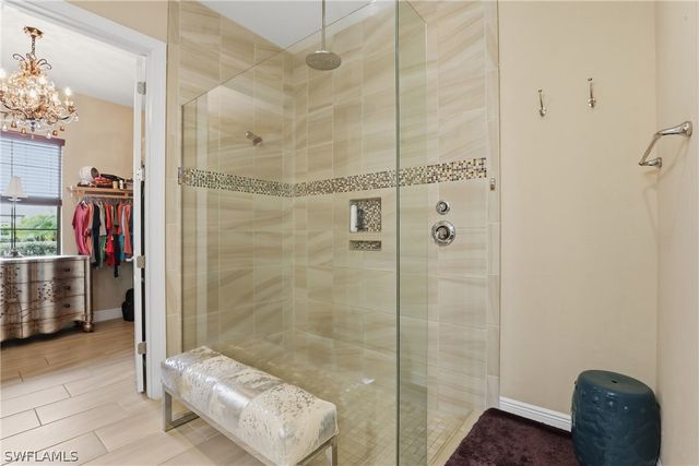 2303 Somerset PL, Naples, FL 34120