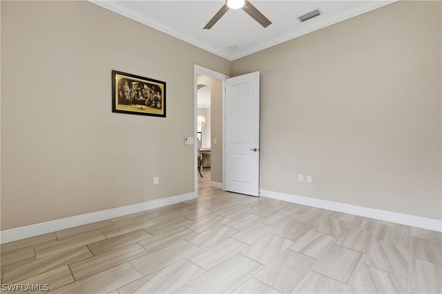 2303 Somerset PL, Naples, FL 34120