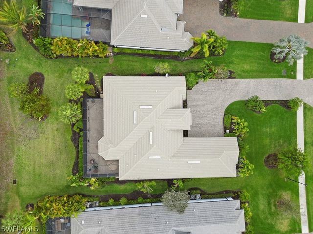 2303 Somerset PL, Naples, FL 34120