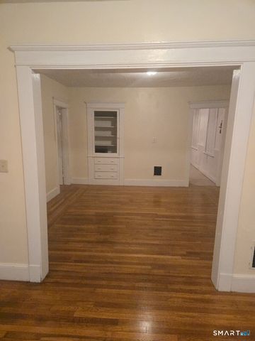 867 Elm Street, New Haven, CT 06511