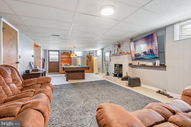 438 HOOK RD, Westminster, MD 21157